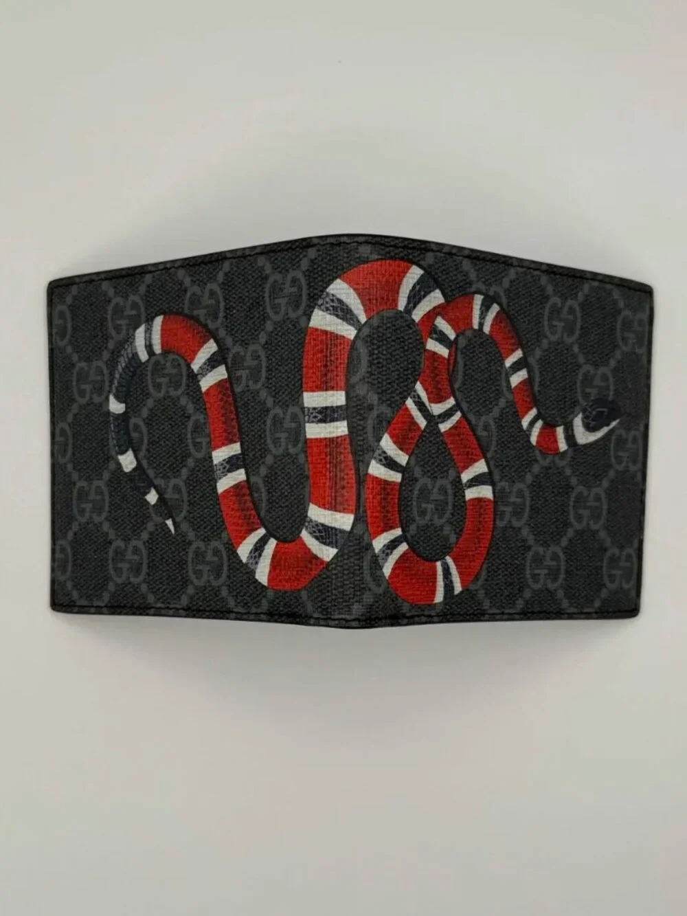 Gucci Kingsnake GG Supreme Wallet Black